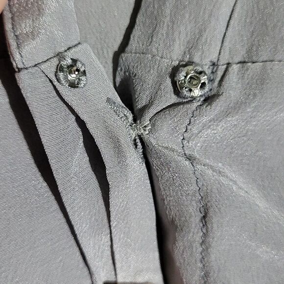 Banana Republic Women's 100% Silk Top - SIZE S/6P - Picture 5 of 10